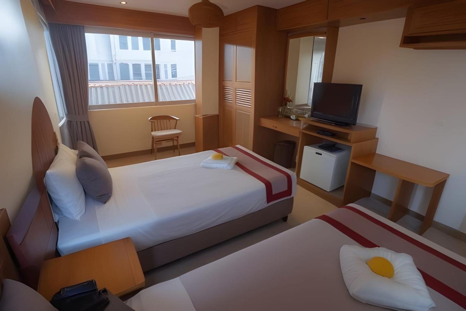Hack Patong Beach Hotel Ruang foto