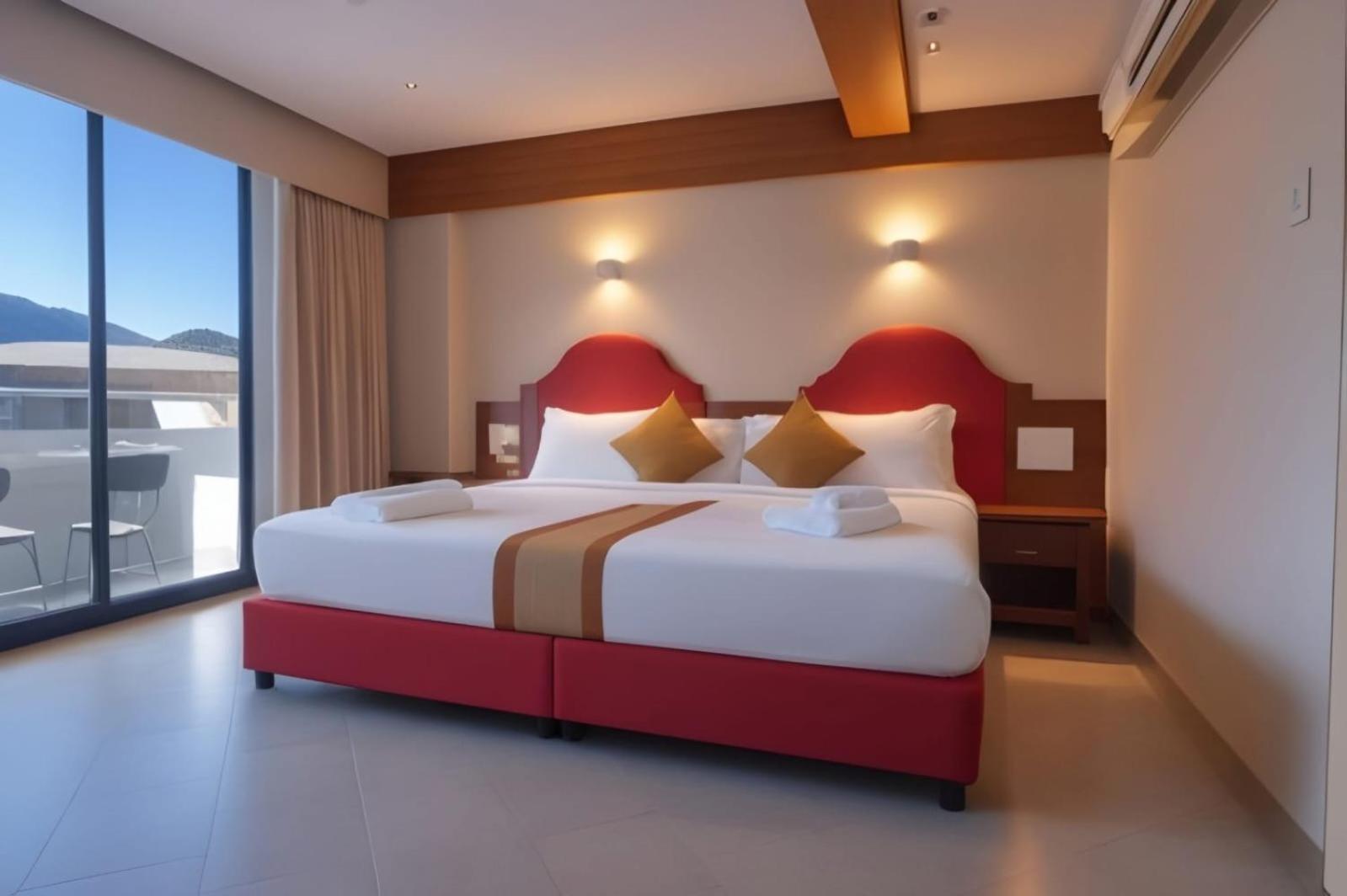 Hack Patong Beach Hotel Bagian luar foto